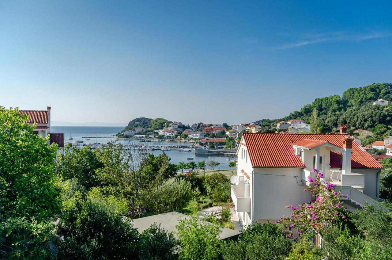 Apartments Zorka Kampor Екстер'єр фото