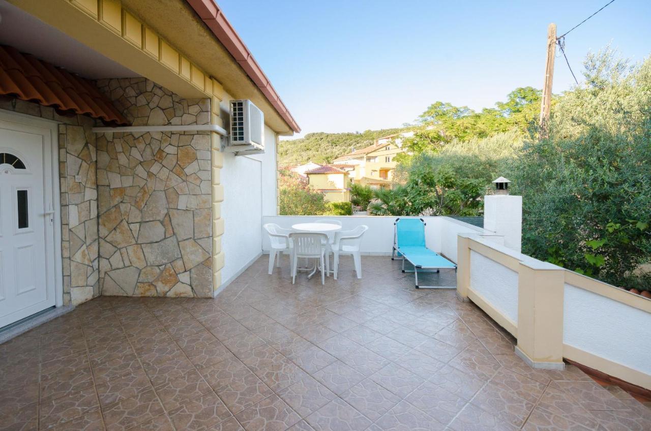 Apartments Zorka Kampor Екстер'єр фото