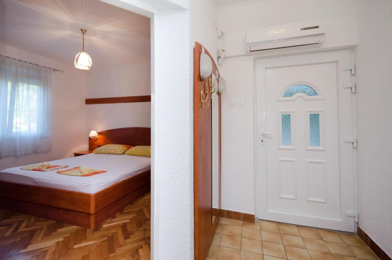Apartments Zorka Kampor Екстер'єр фото