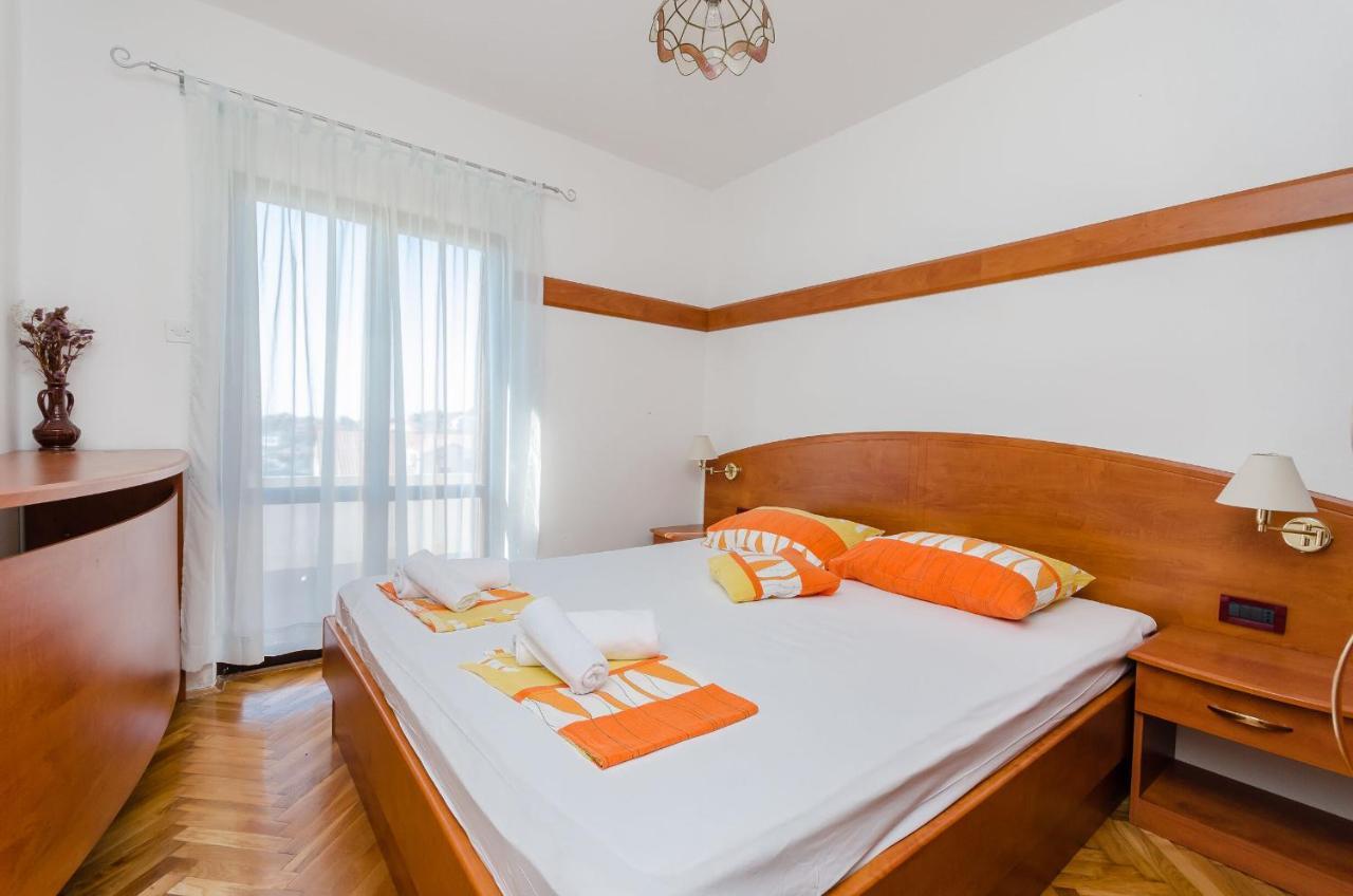 Apartments Zorka Kampor Екстер'єр фото