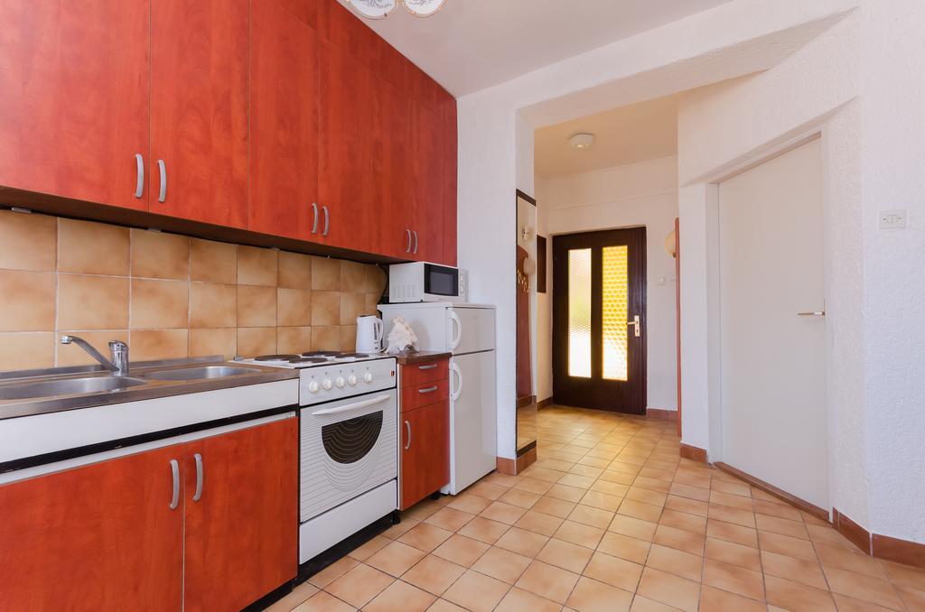 Apartments Zorka Kampor Екстер'єр фото