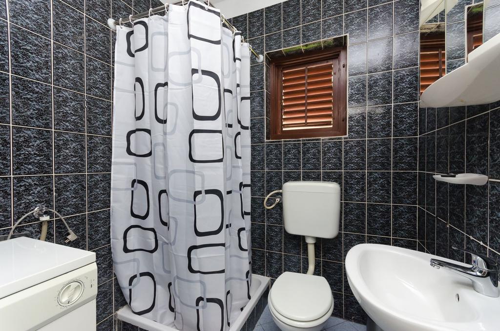 Apartments Zorka Kampor Екстер'єр фото