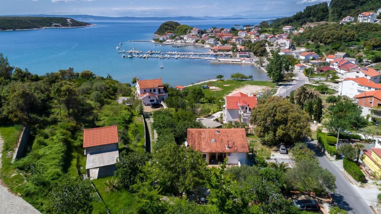 Apartments Zorka Kampor Екстер'єр фото
