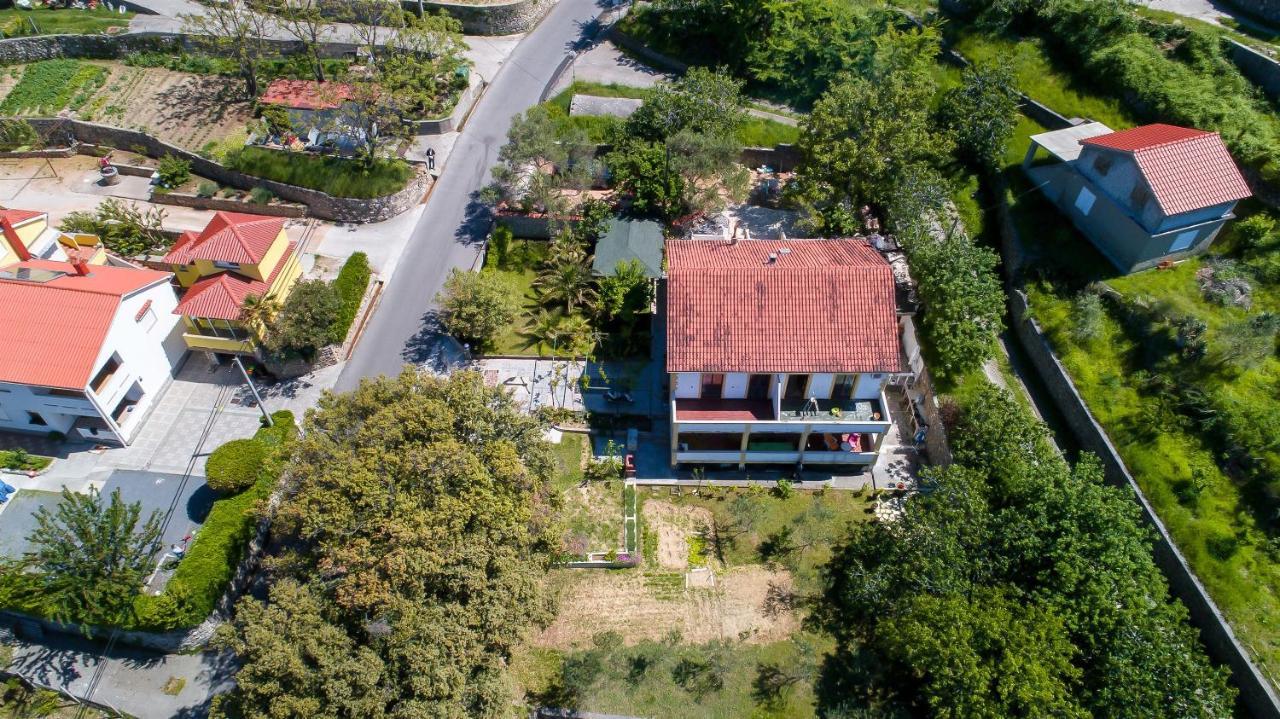 Apartments Zorka Kampor Екстер'єр фото