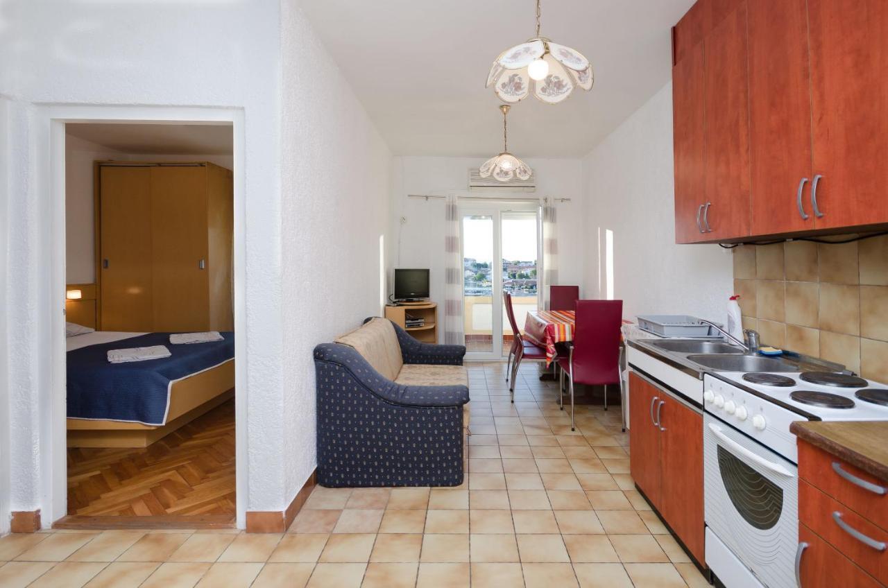 Apartments Zorka Kampor Екстер'єр фото